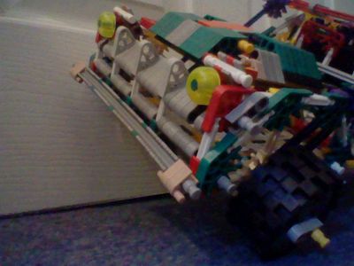 Knex Car With Large Trunk Space (Updated).
