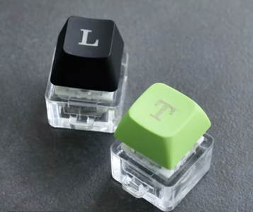 How to Put Logos on Keycaps？