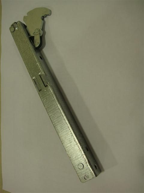 How to Replace a Door Hinge on an Oven.Indesit