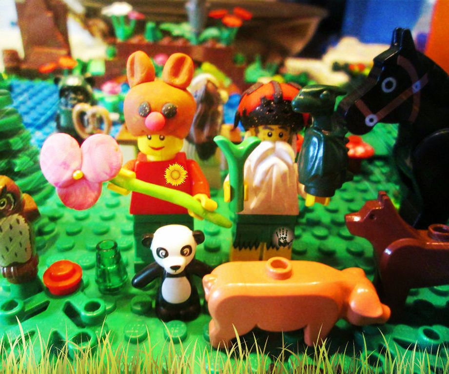 Make a Nature Themed LEGO Set