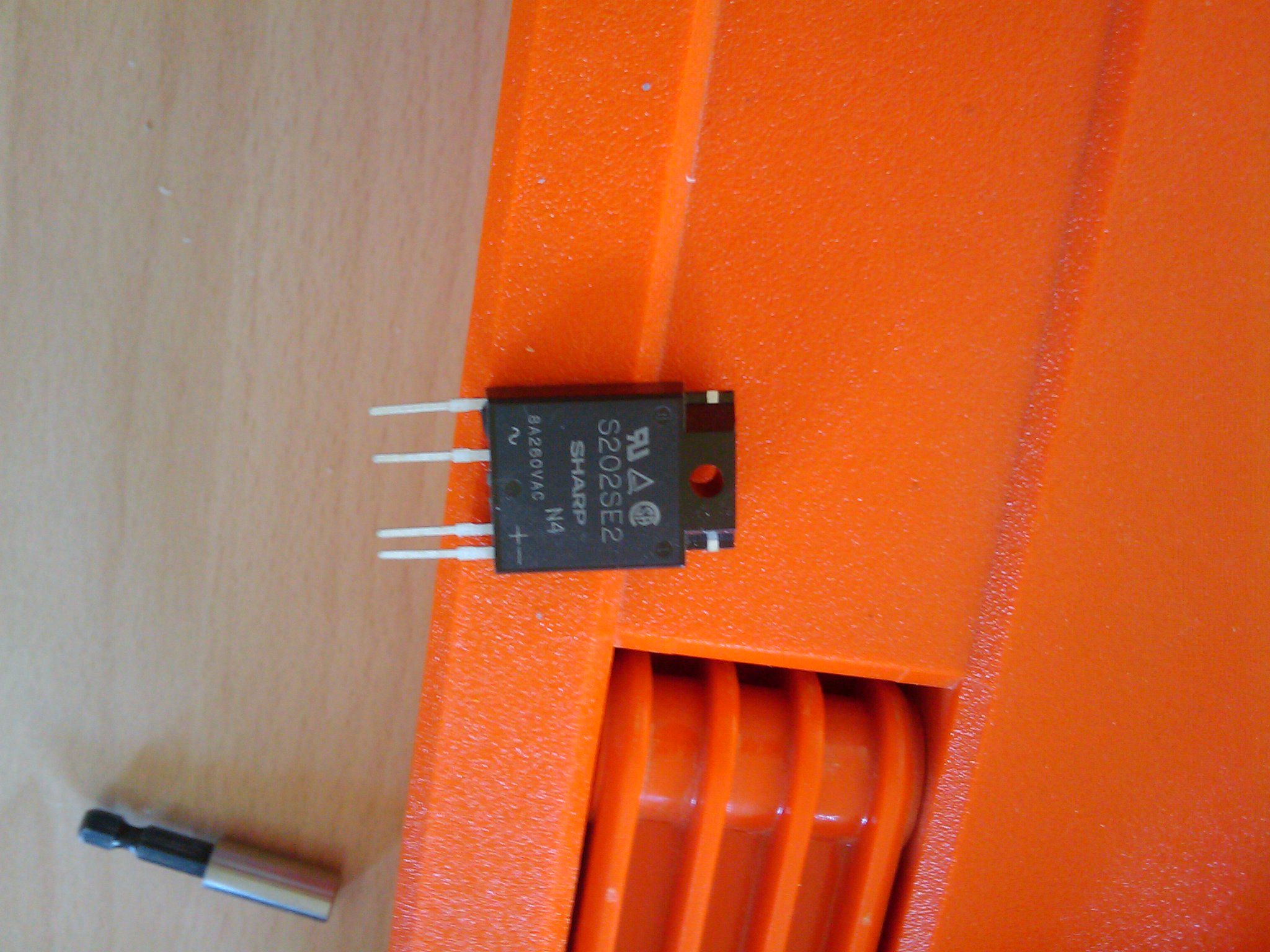 Smart Master/Slave Power Strip for Your PC [mod] (self Shutdown But Zero Standby) 6 Steps