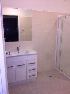 SHOWER AND SCREEN FIXING
