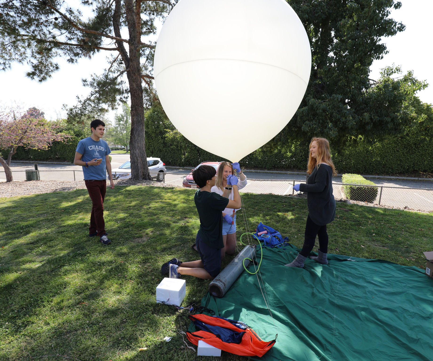 Launch a Weather Station in a Weather Balloon