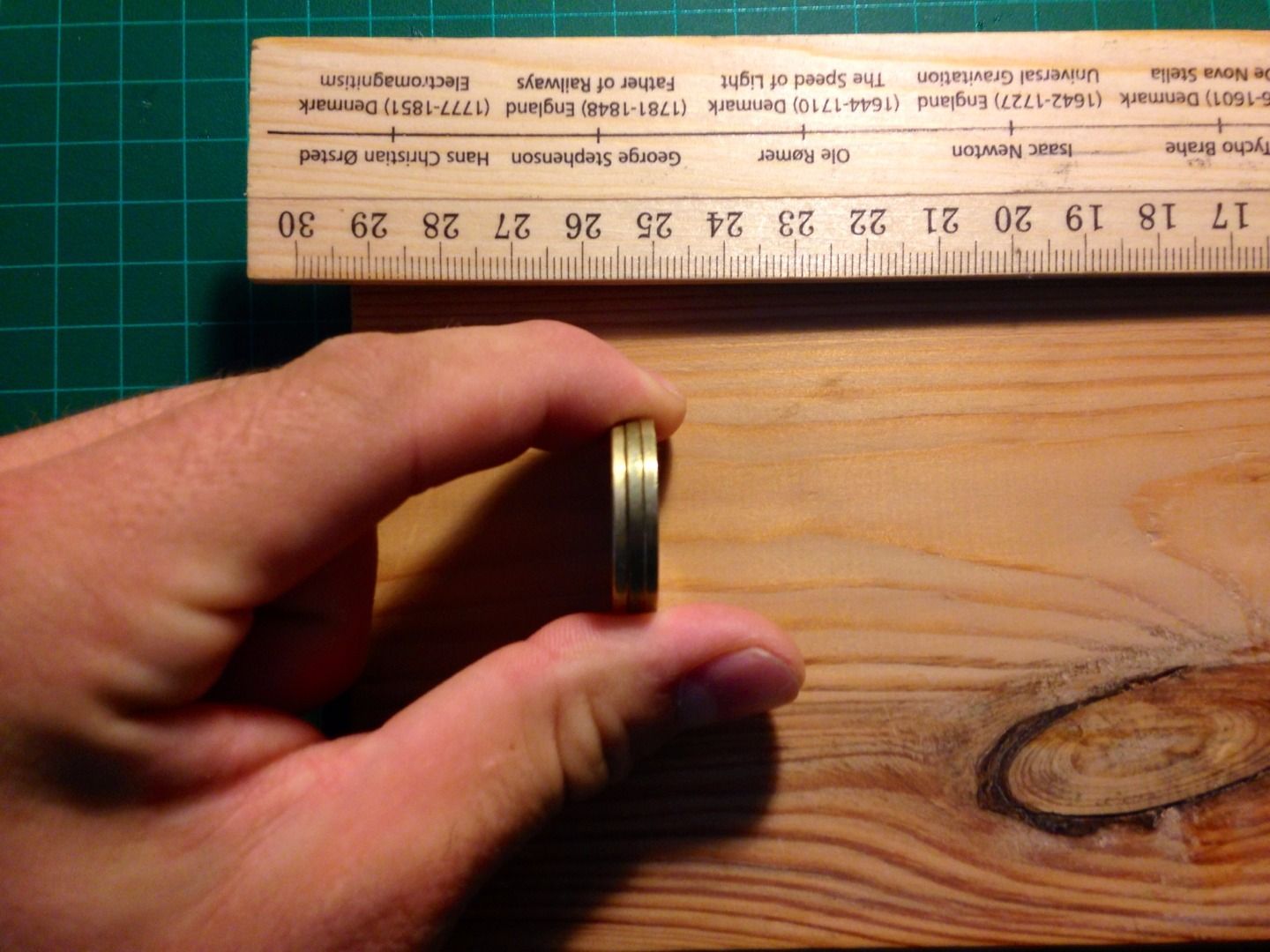 Shelf ReInvented Piggy Bank & Key Hanger. 5 Steps (with Pictures