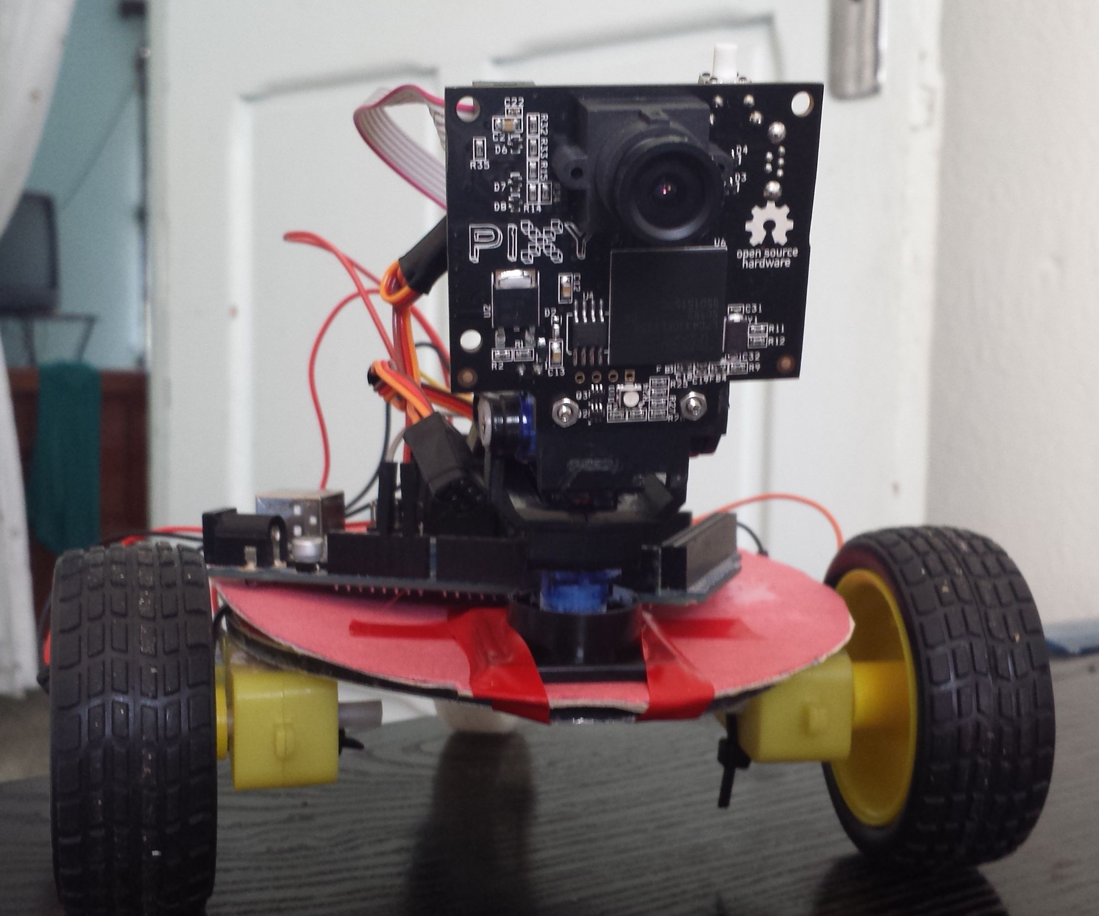 Simple Pixy Camera Robot 