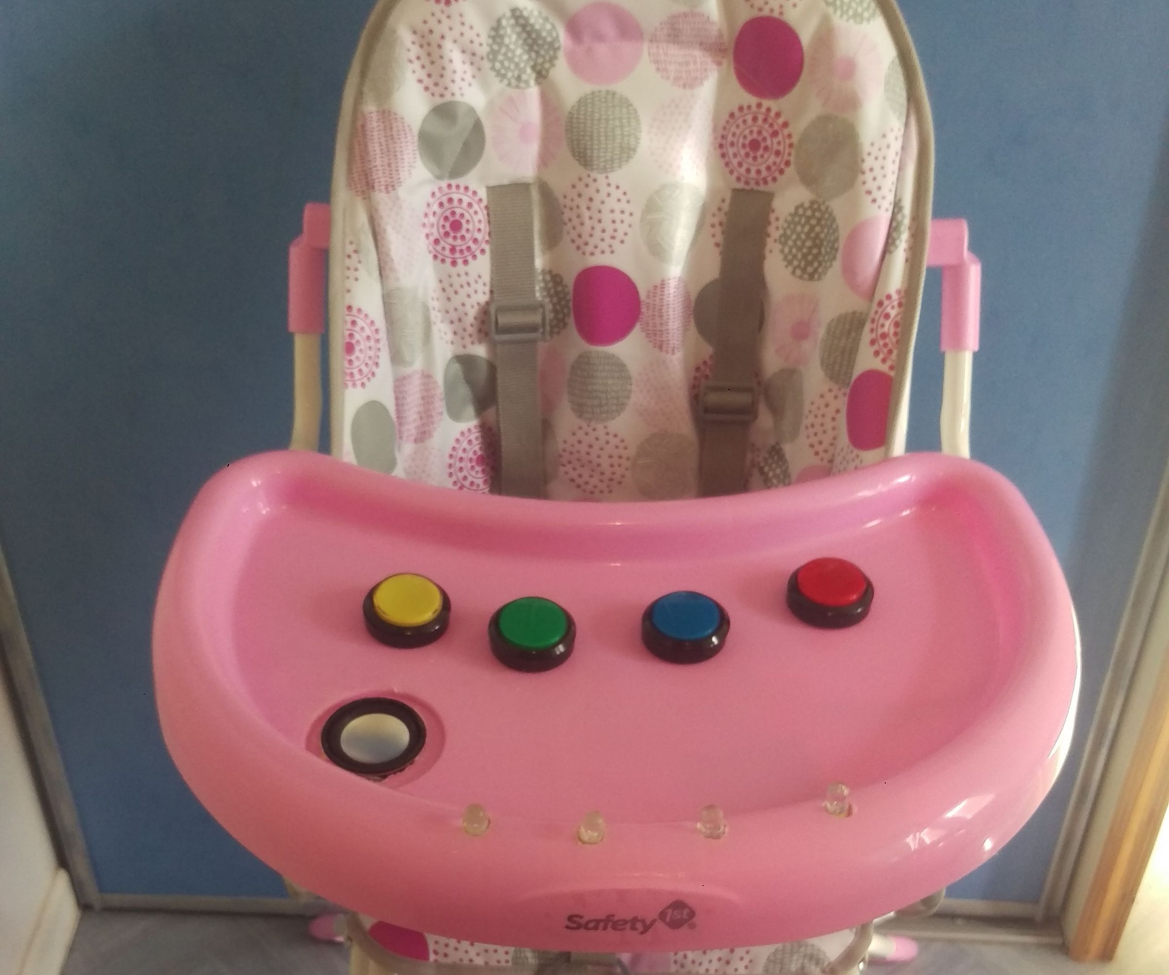 Baby High Chair Light Game Arduino 