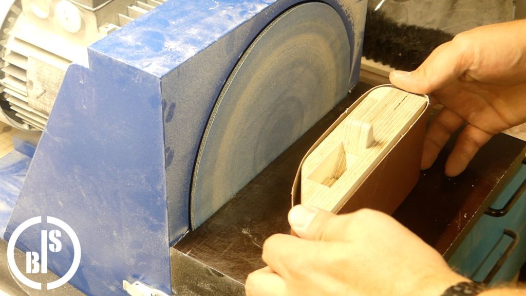 THE ULTIMATE SANDING BLOCK 8 Steps (with Pictures)