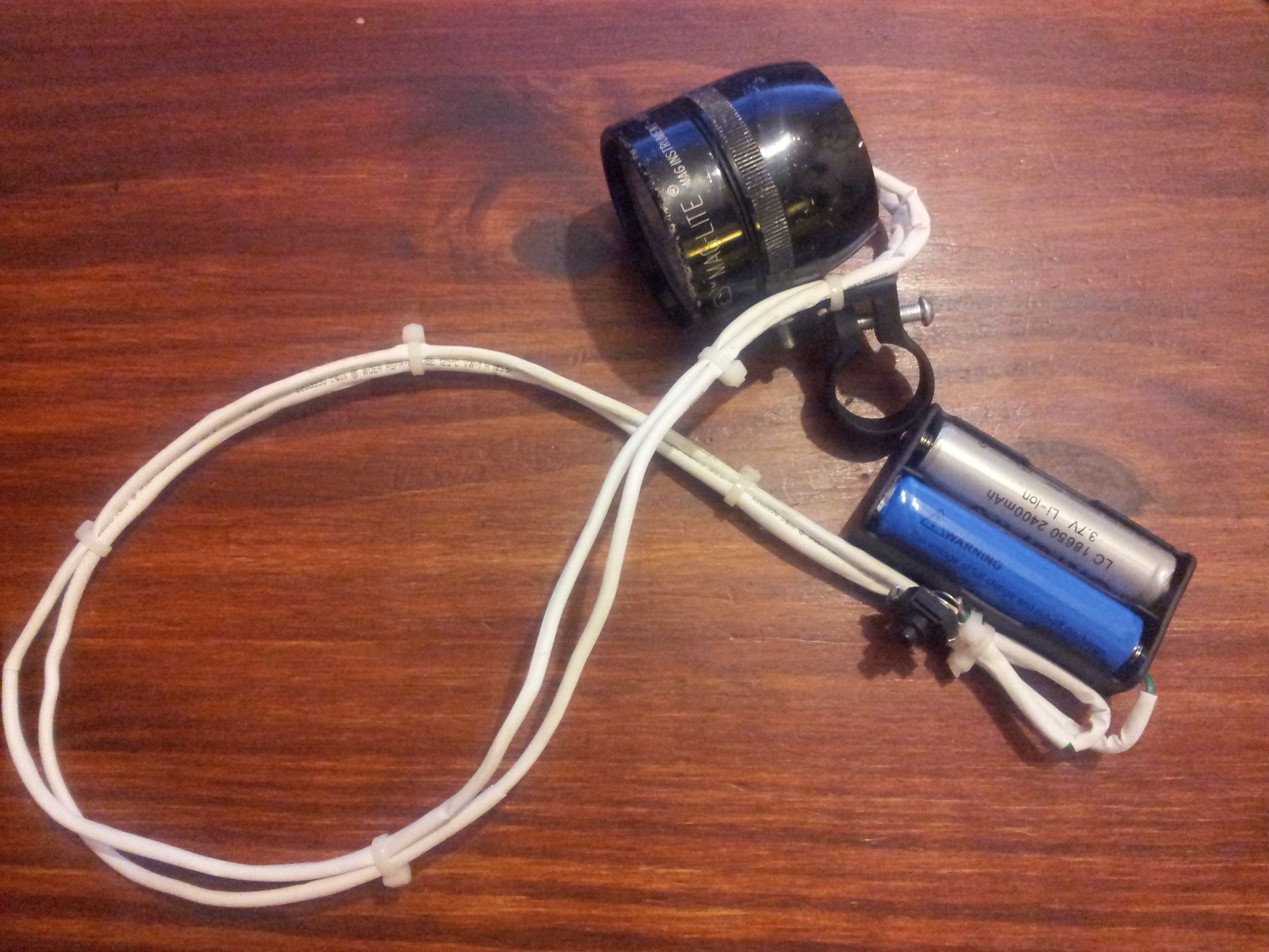 MAGLITE 5-D mod to my MTB lightning system.