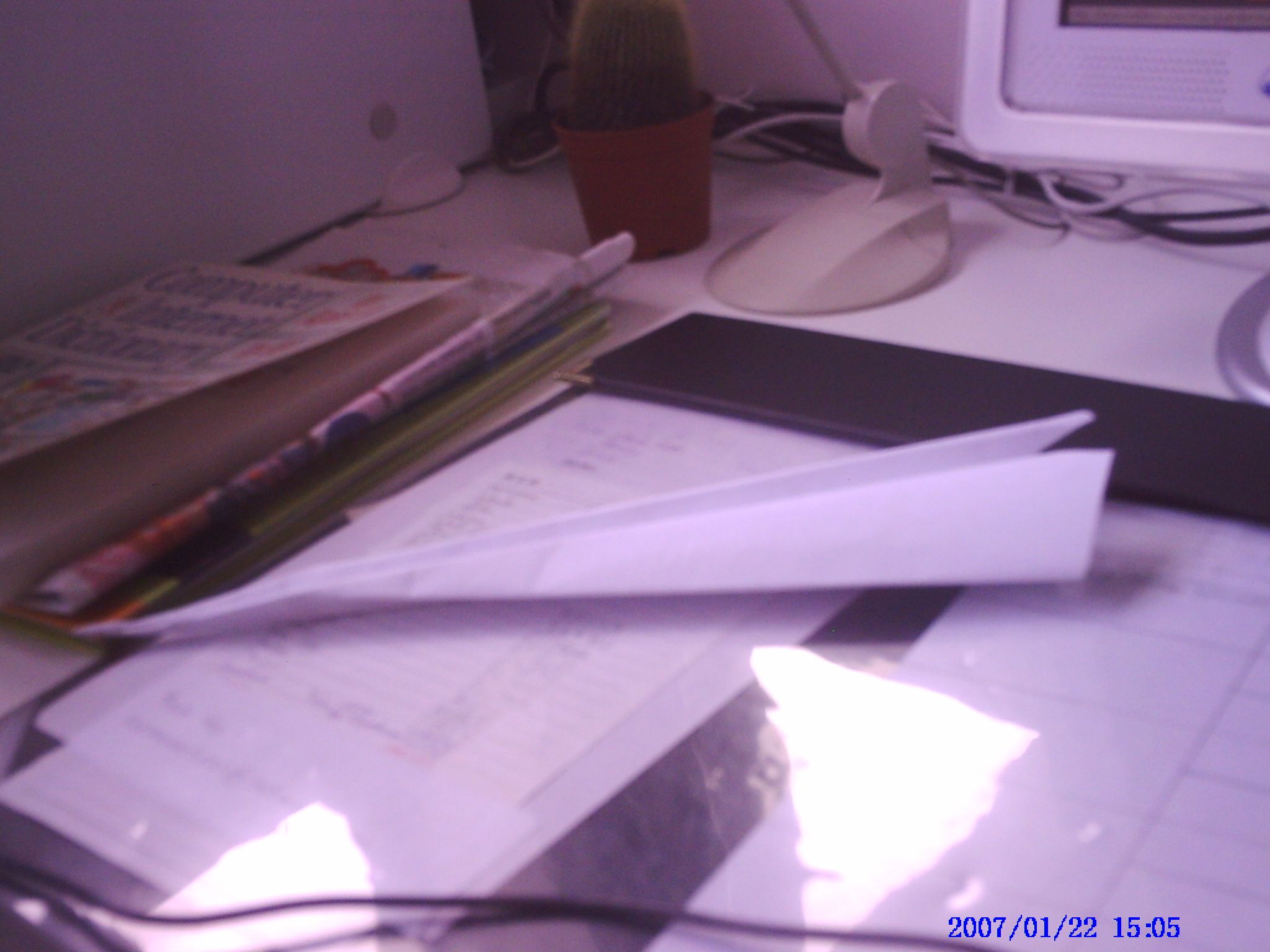 How to make a super fast whirling paper plane