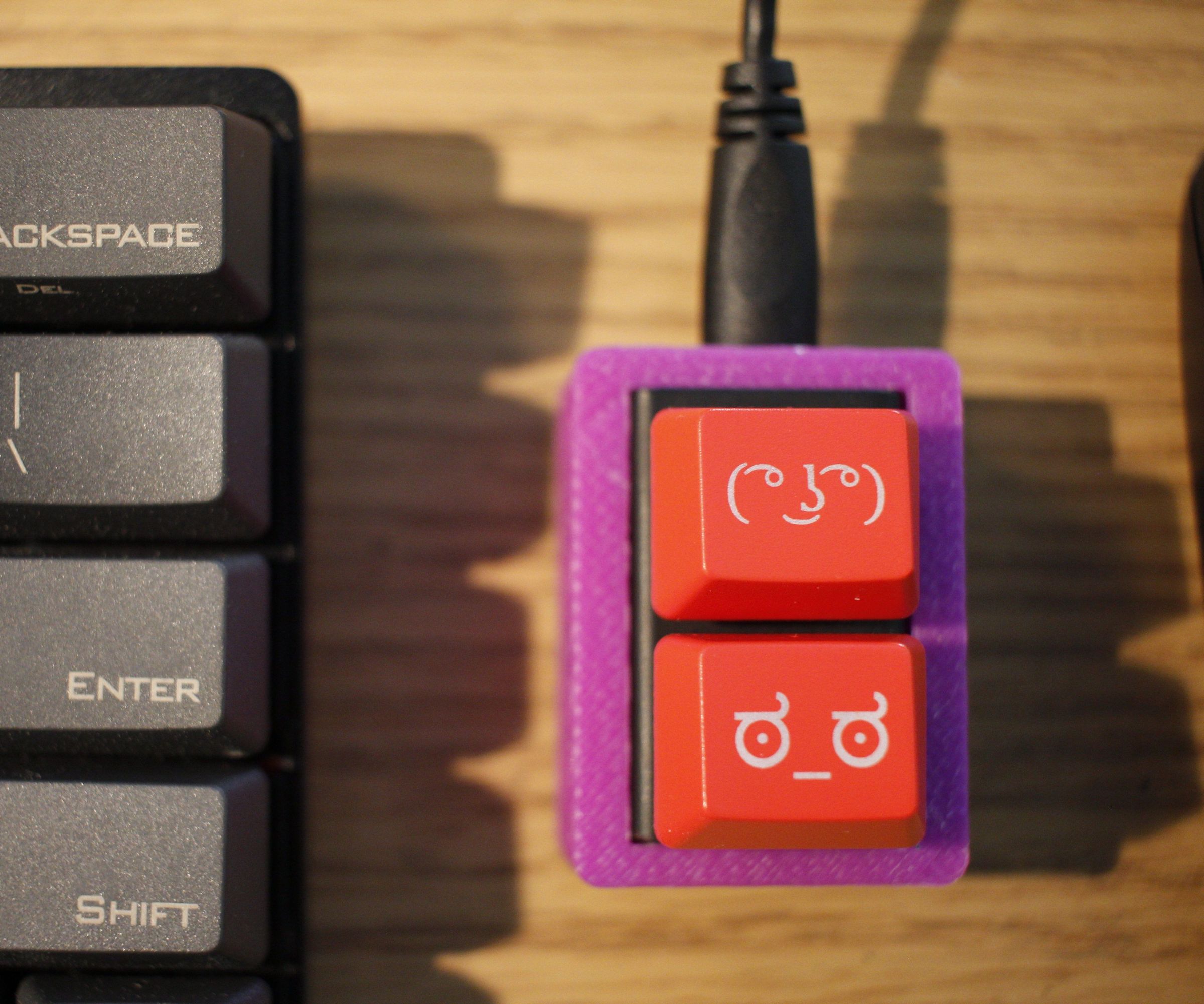 Mini Emoticon Keyboard