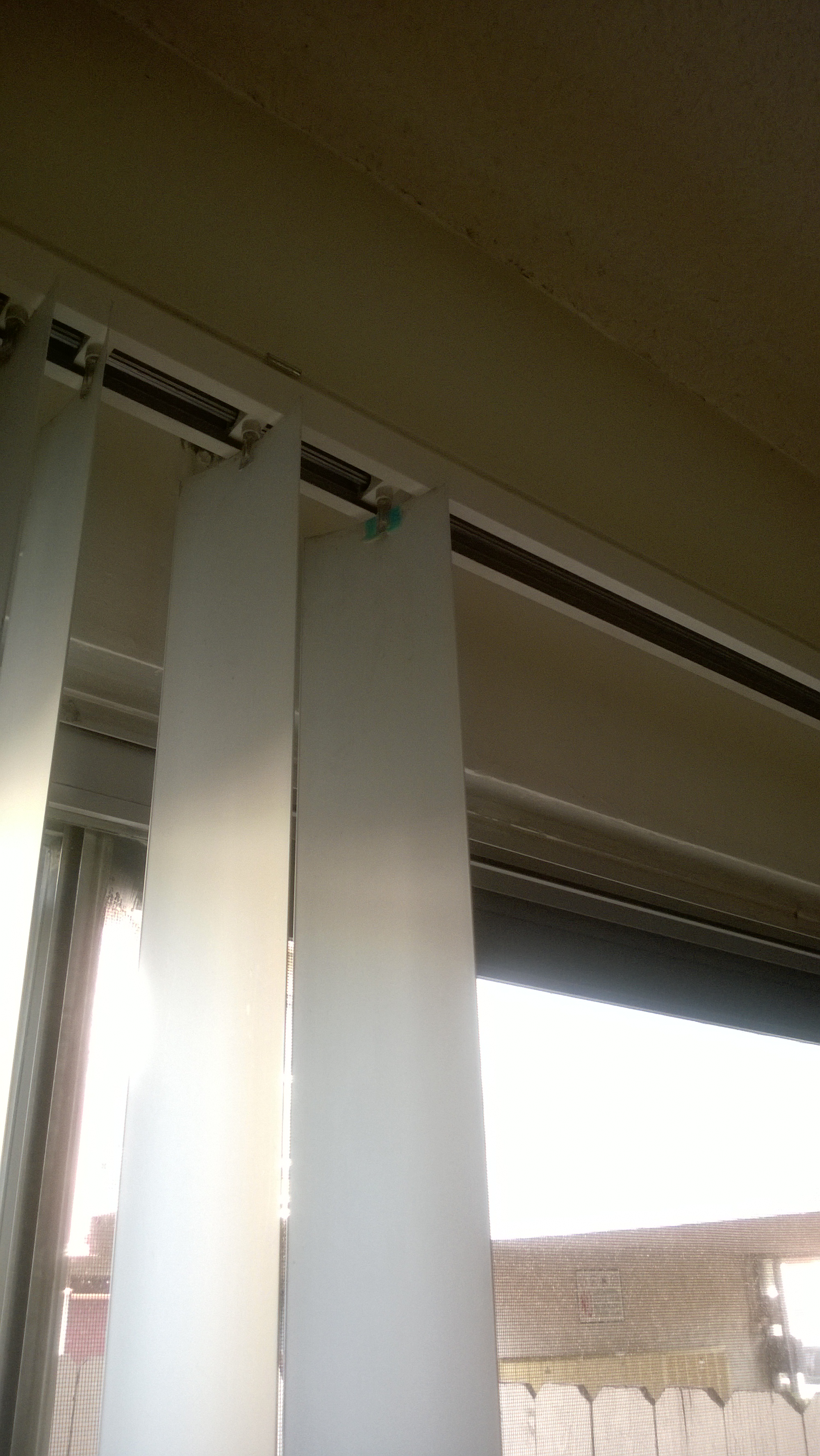 Fix Broken Vertical Blinds With Bread Clips Instructables