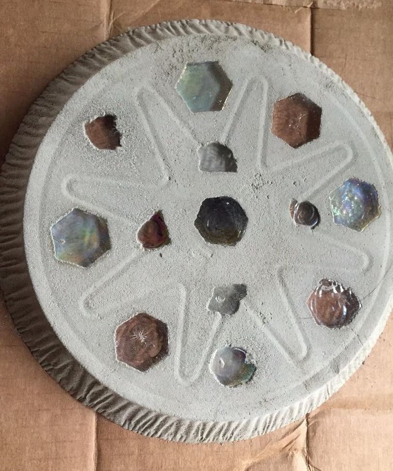 Concrete Dots