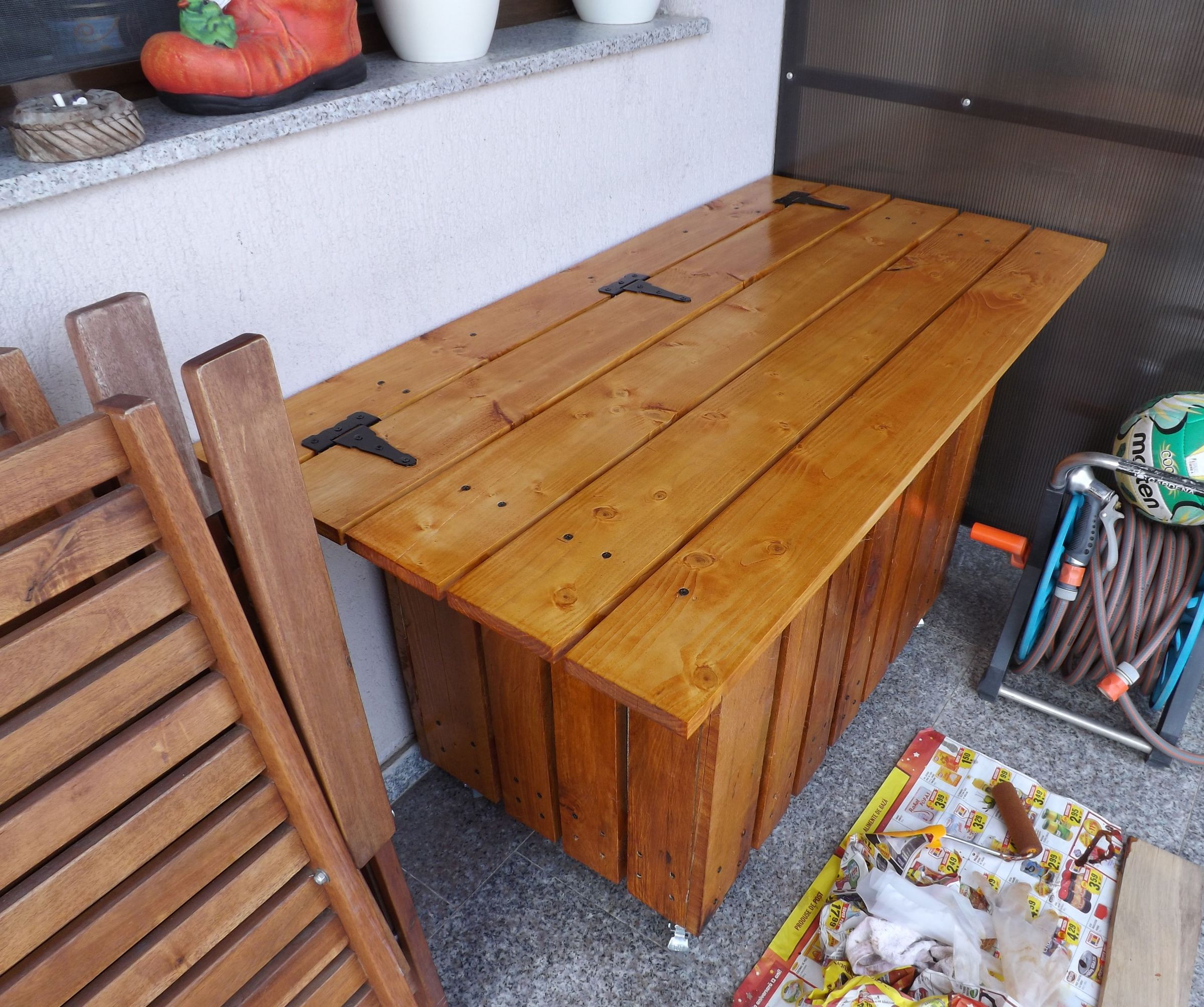 New Toolbox From Pallet Wood