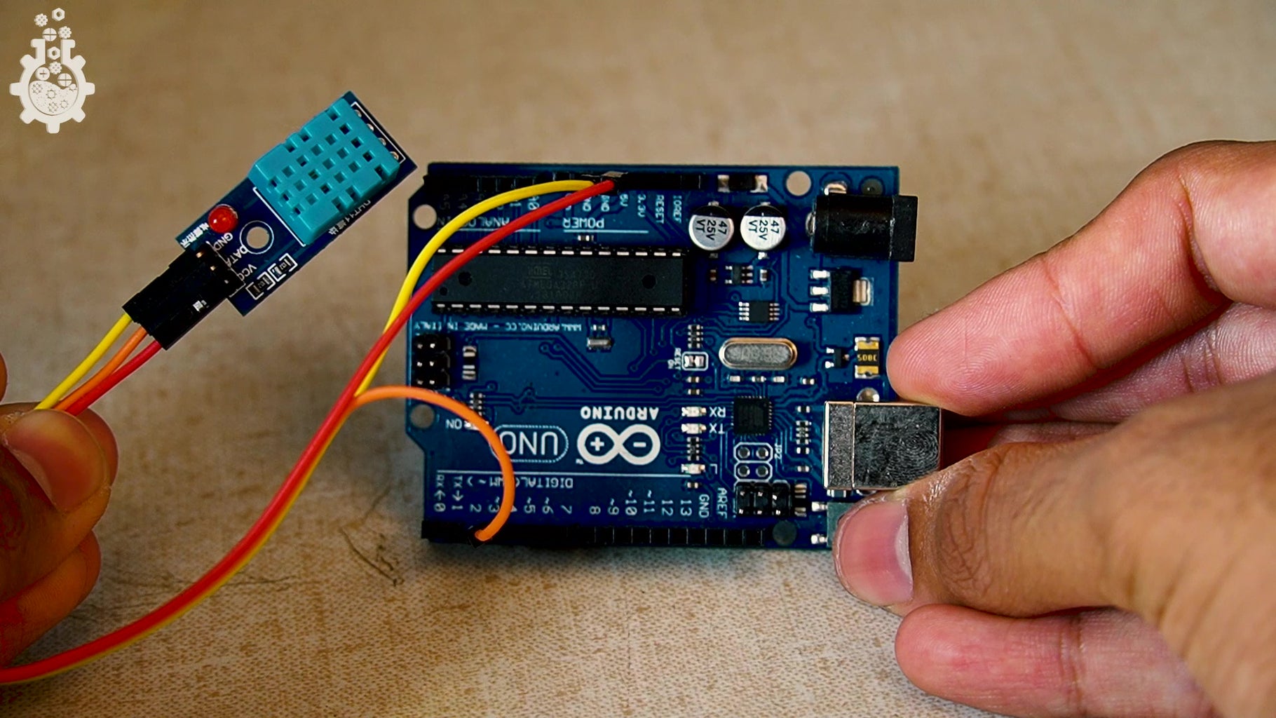 How to Interface DHT 11 Temperature and Humidity Sensor With Arduino ...
