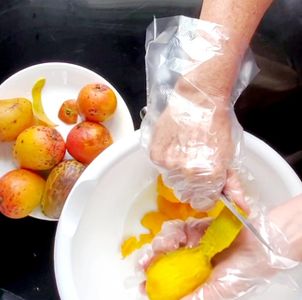 HOW TO CUT & PUREE MANGOES
