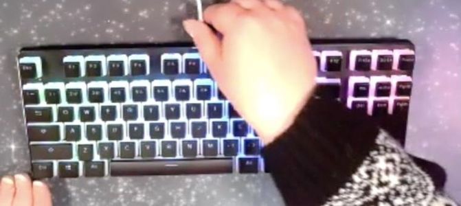 How To: Swap Keycaps on a Mechanical Keyboard : 13 Steps - Instructables