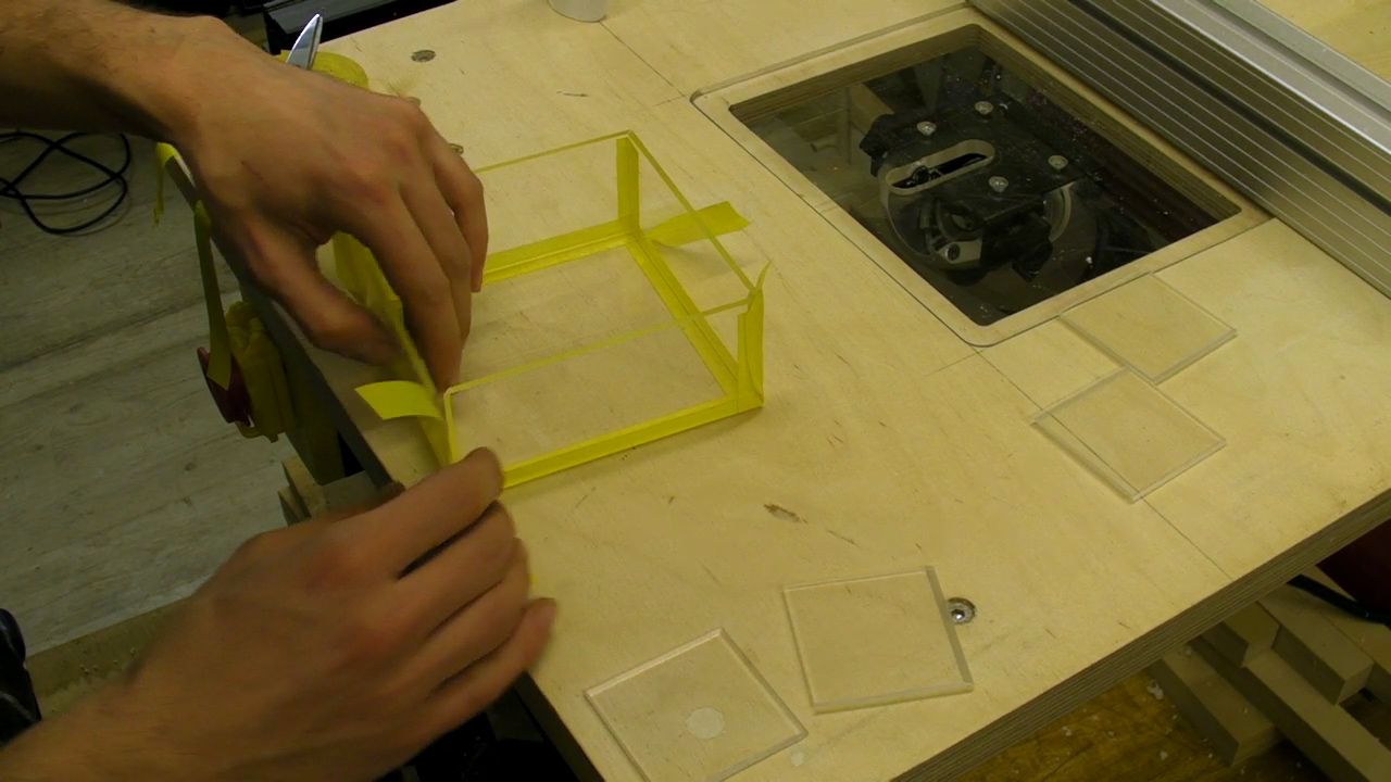 Making a Perspex Plastic Box - Using Tilting Router Table