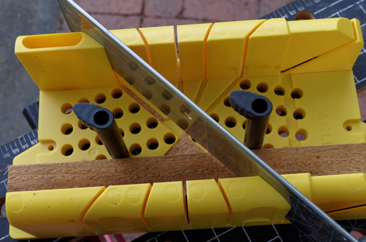 Redwood Stakes As Bender Boards : 7 Steps (with Pictures) - Instructables