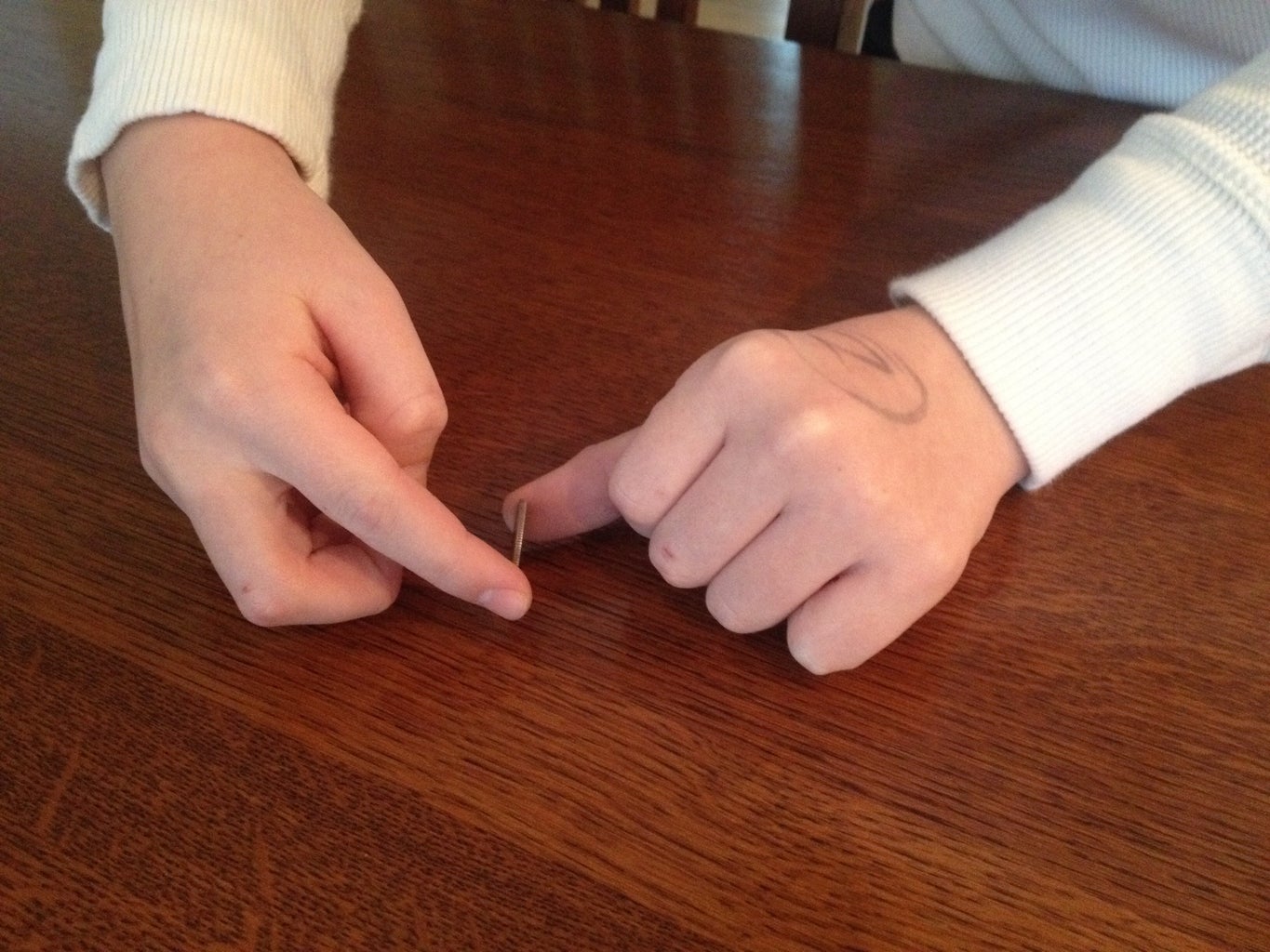 How To Play Bloody Knuckles With A Quarter Bloody Knuckles, Better Version : 3 Steps - Instructables