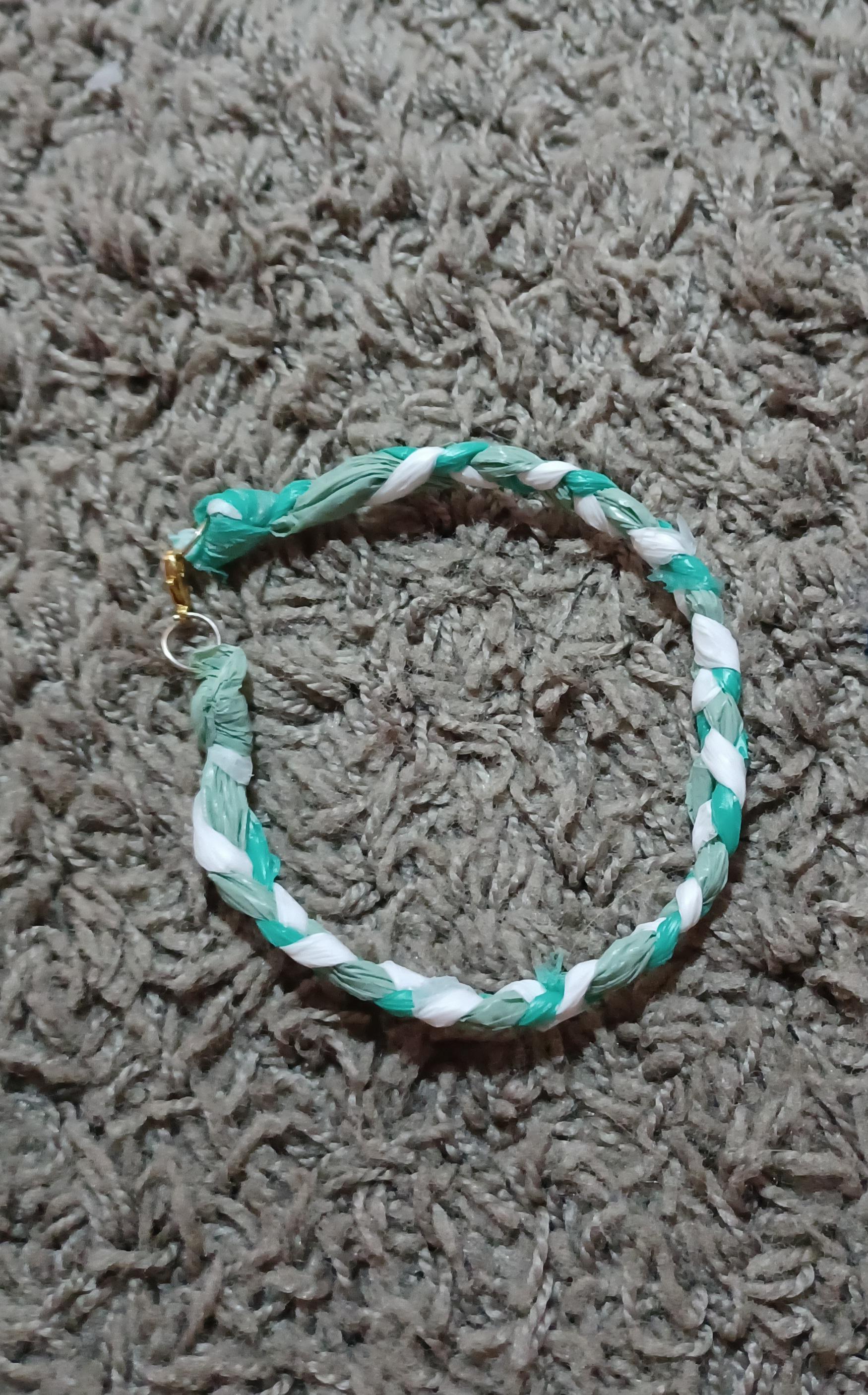 Update 57+ plastic bag bracelets 3tdesign.edu.vn