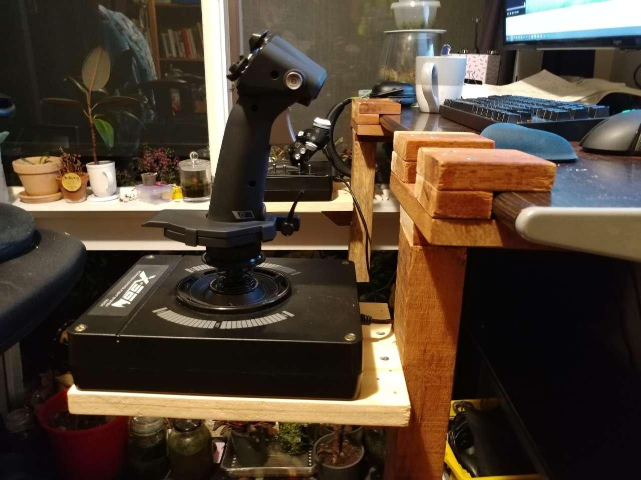 DIY HOTAS Desk Mount: the Dad Mount : 8 Steps - Instructables