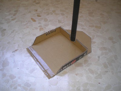 Emergency Cardboard Dustpan (with 4 Features)