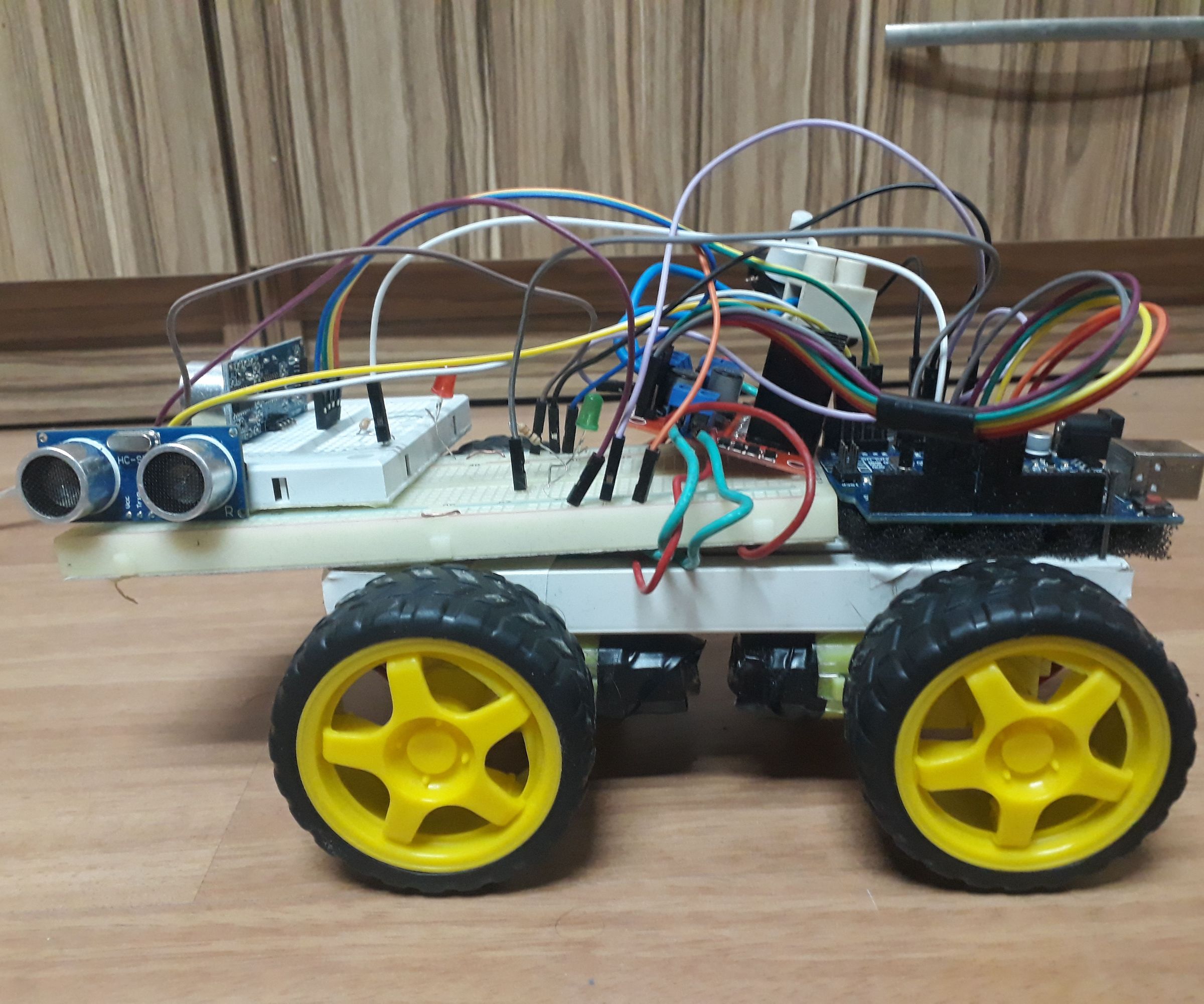 Wall Fallowing Car With PID