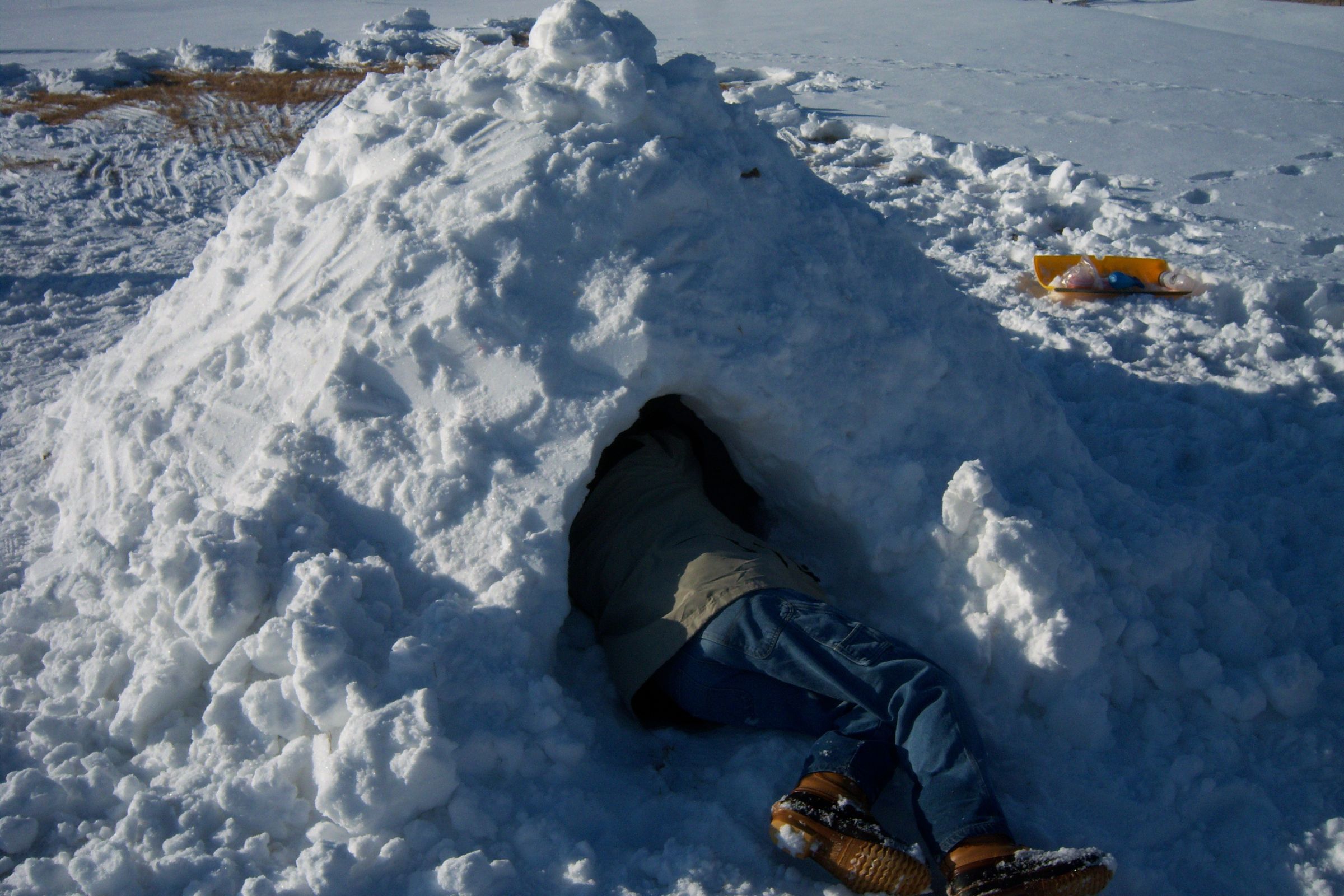 Build a Better Quinzhee Hut