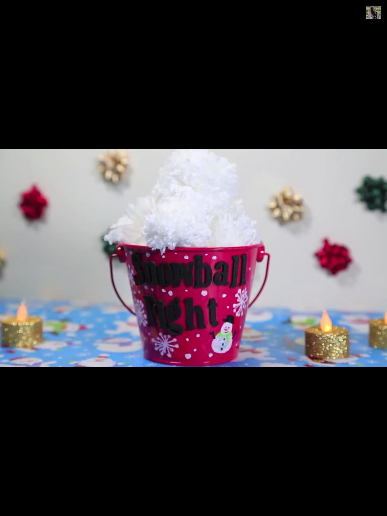 DIY Snowball Pom Poms!