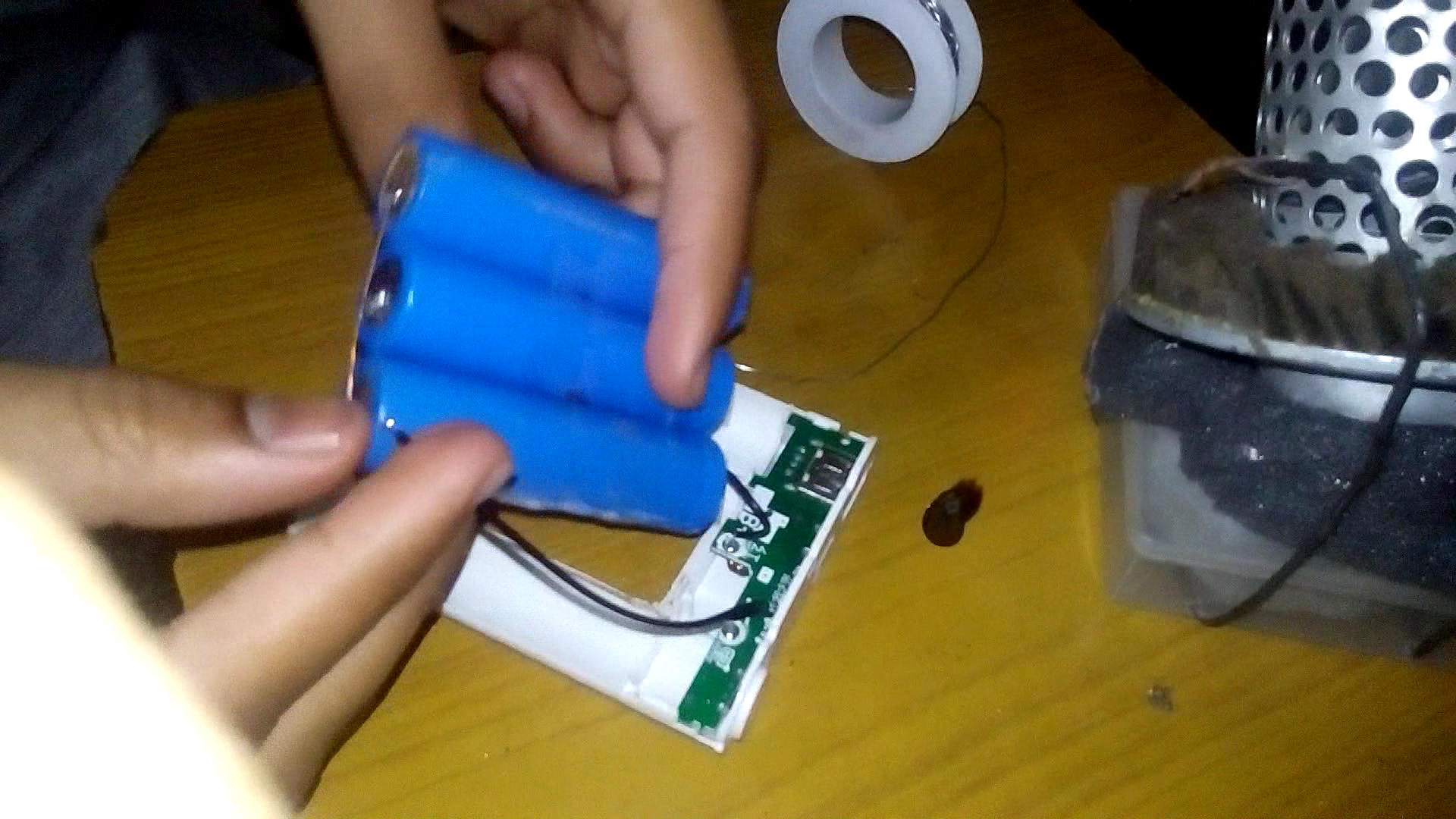 Repair a Dead Power Bank || Repair and Replacement : 6 Steps (with ...