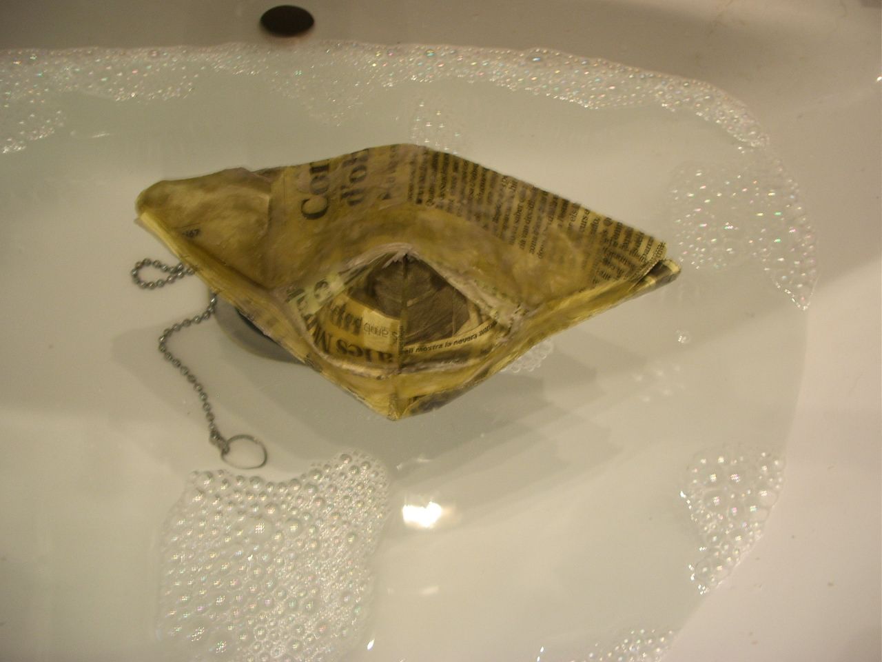 How to Do an Waterproof Paper Boat.