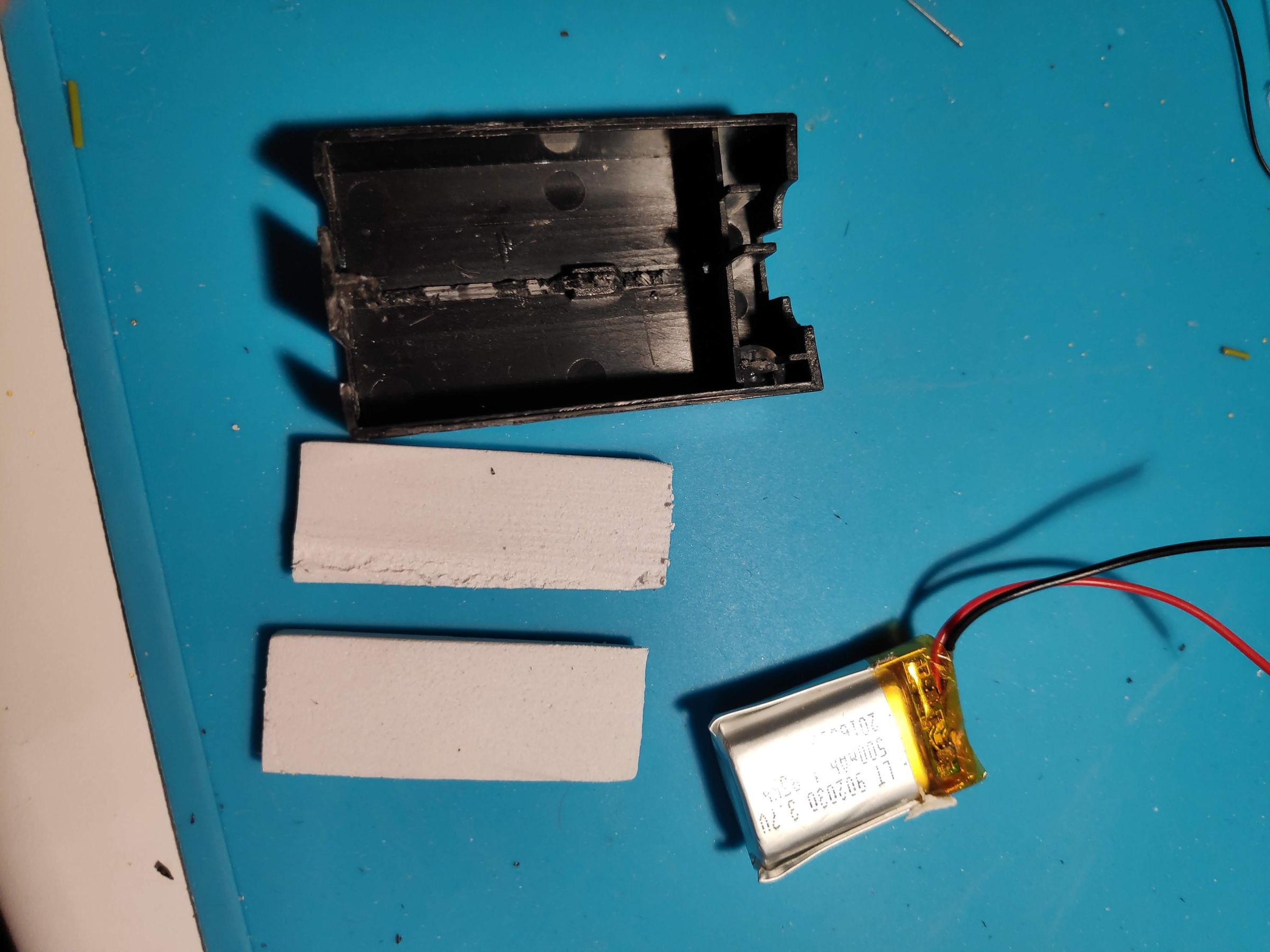 Recycling an Xbox 360 Remote Battery to LiIon Power 11 Steps