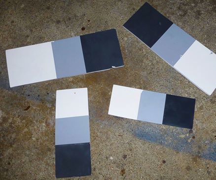 Cheap and Disposable Gray / White / Black Color Balance Card