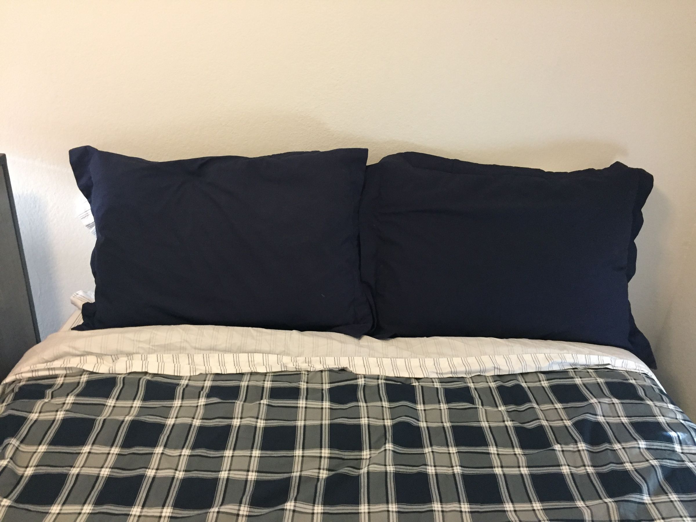 How to Make Your Bed : 8 Steps (with Pictures) - Instructables