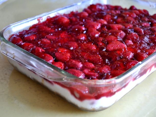 Strawberry Pretzel Salad