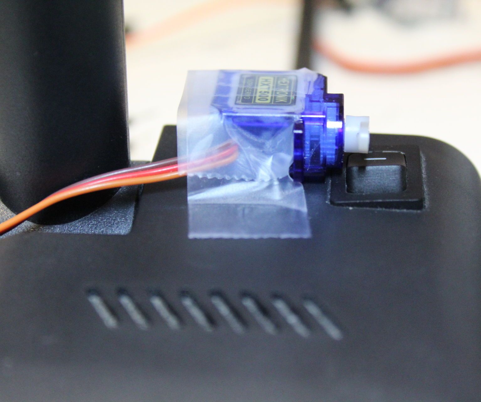 Voice-controlled Light Switch