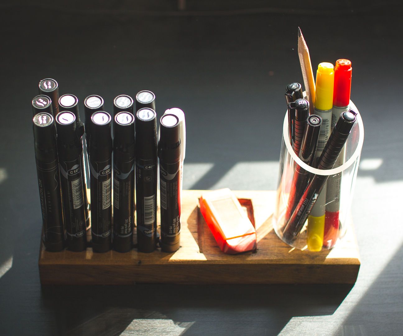 Sketching Tool Holder From Wood & Acrylic