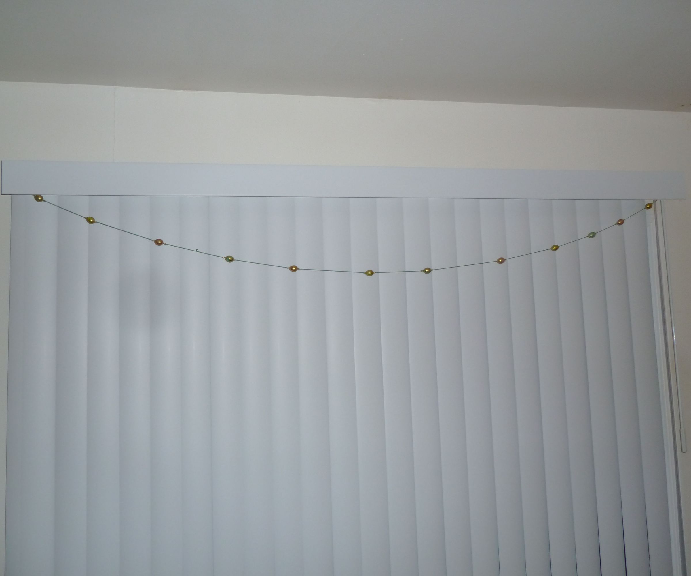 DIY Easter Garland