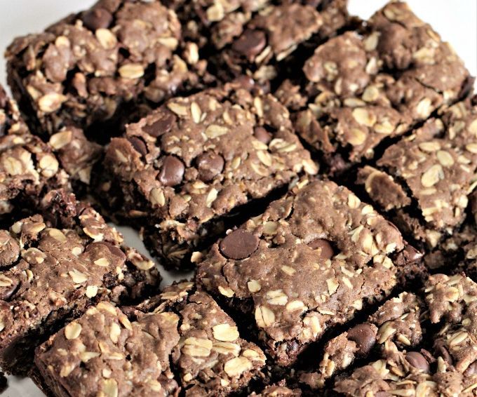 Chocolate Chocolate Chip Oatmeal Bars