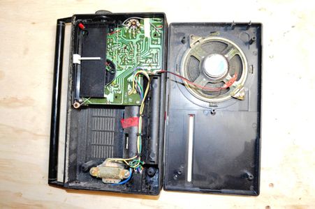 Convert Any Radio Into a Guitar Amp : 8 Steps (with Pictures ...