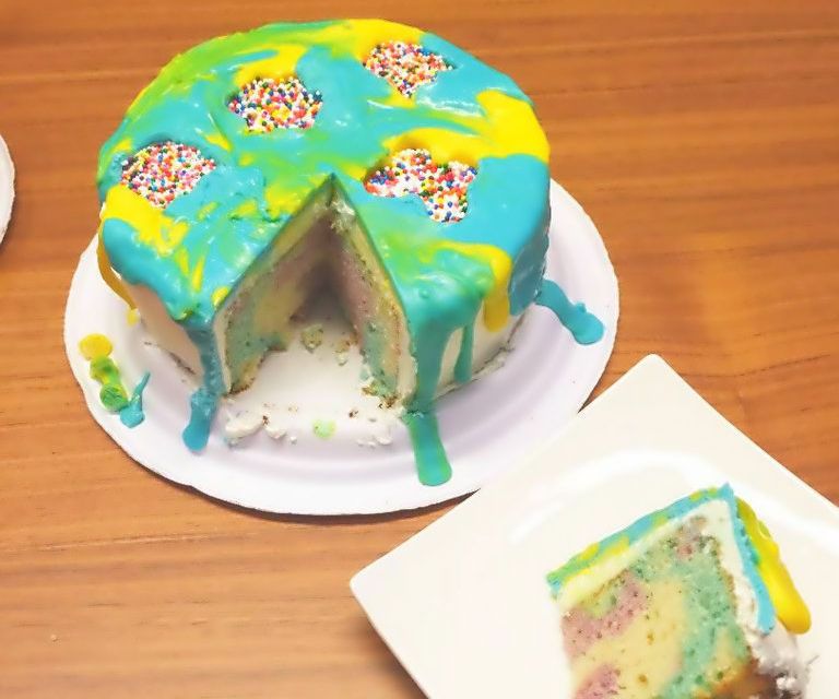 Easy Rainbow Cake 