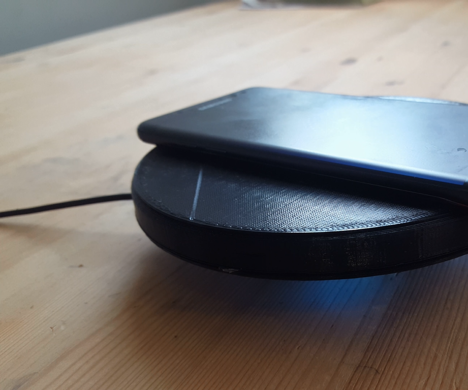 Floating Charging Pad