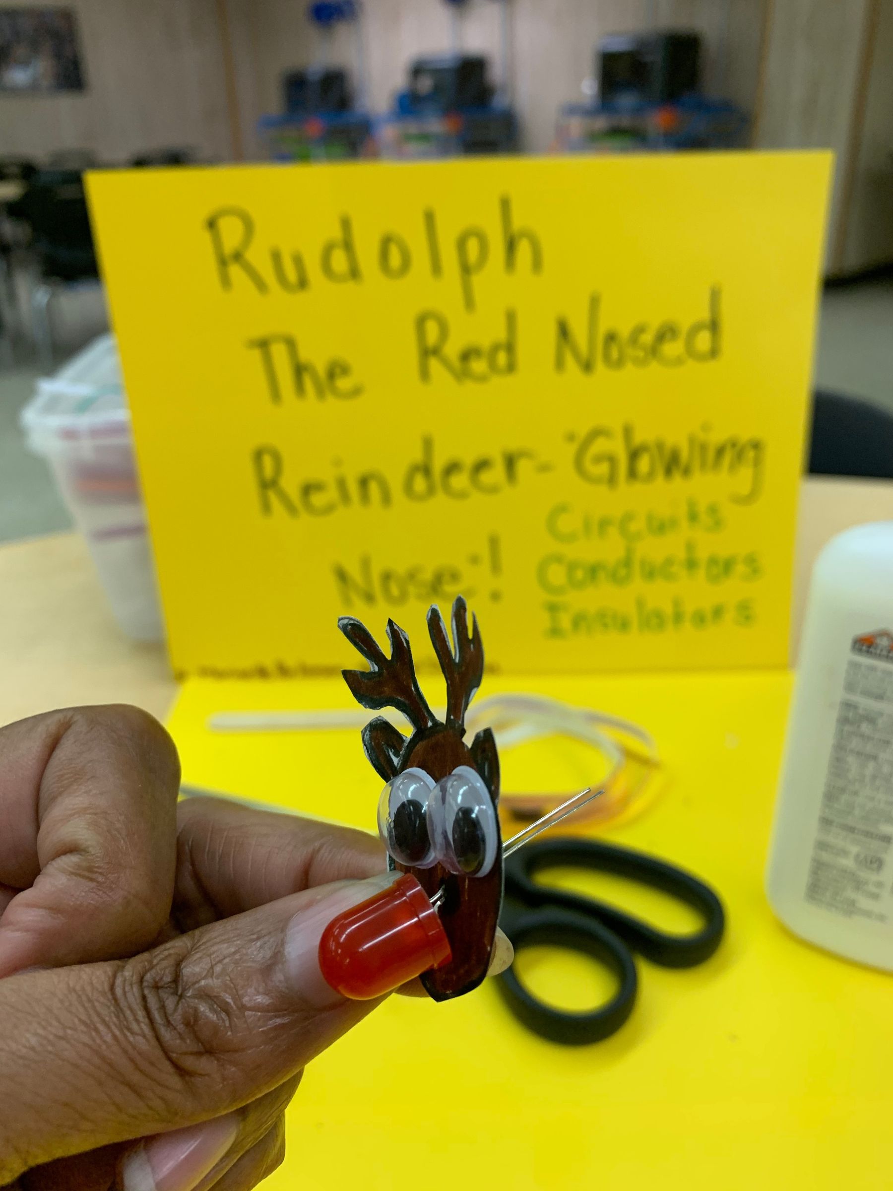 Rudolph the Red Nosed Reindeer- Glowing Nose : 6 Steps - Instructables