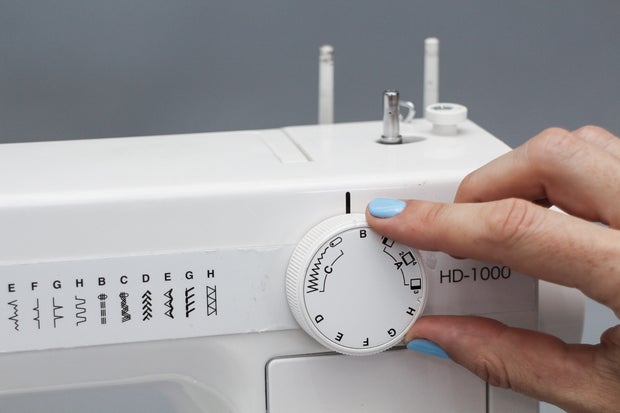 Meet Your Sewing Machine : 12 Steps - Instructables