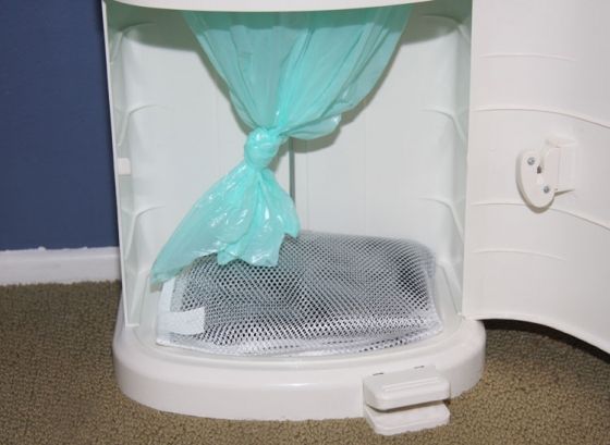 How to De Stankify Your Diaper Pail