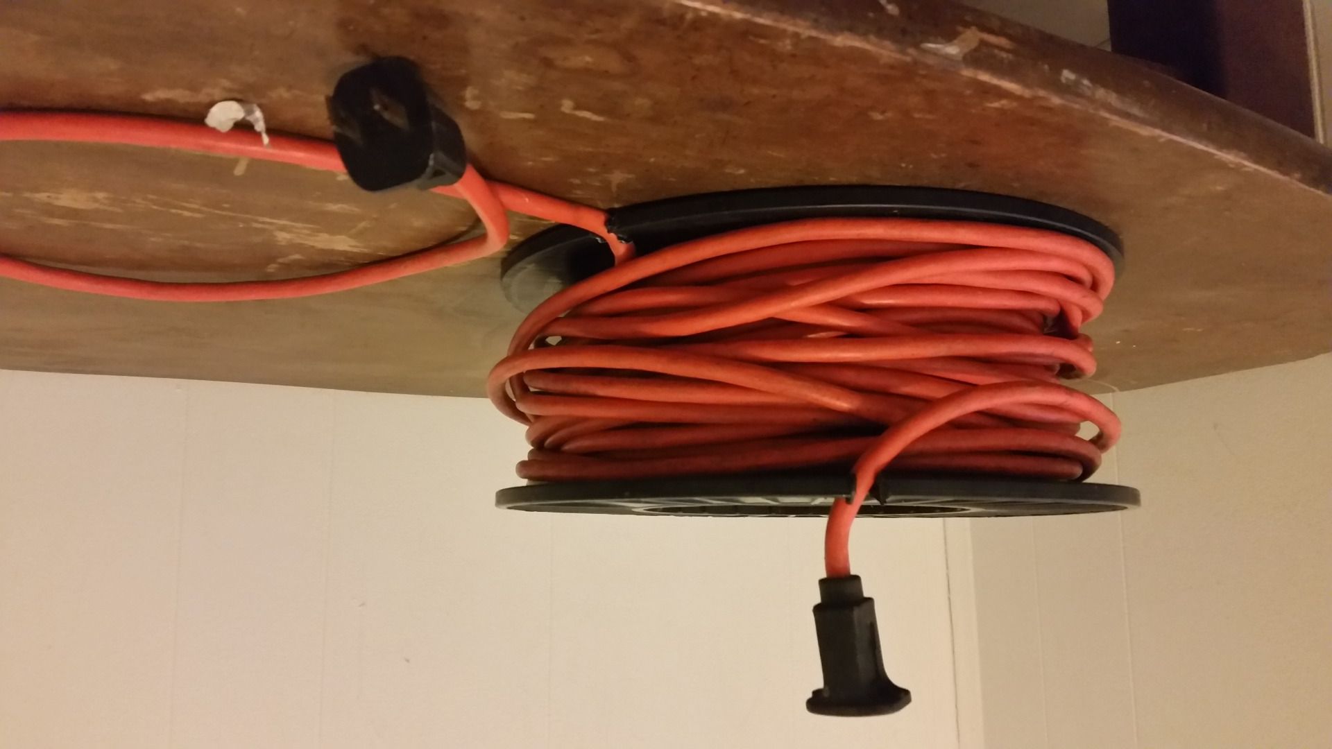 Wire Wheel Extension Cord Holder Instructables