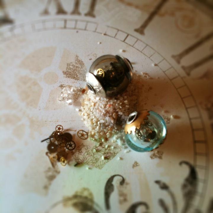 Steampunk, "A Moment in Time" Bead