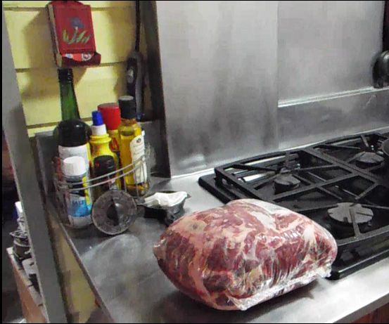 Making Pulled Pork for Christmas the Old Fashioned Way 