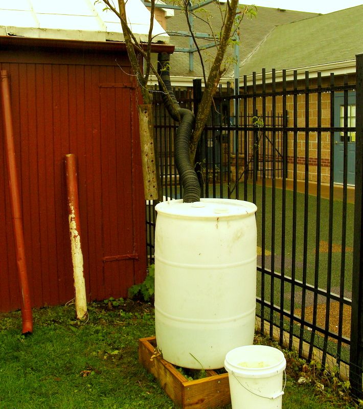 (Another) Easy Rain Barrel