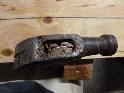 How to Renovate Your Old Hammer